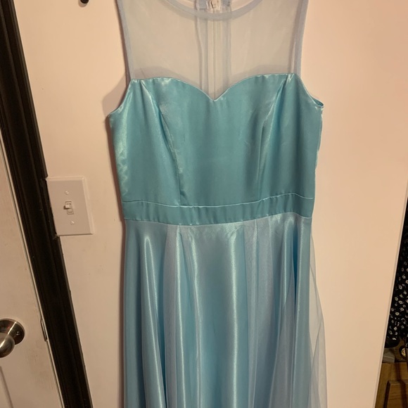Dress - Picture 1 of 2